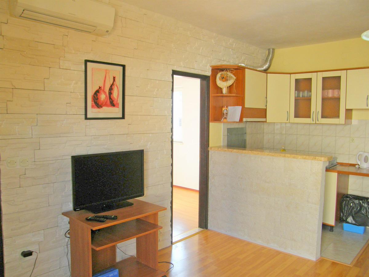 Apartments Jurica Primošten Exterior foto